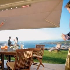 Tenda da sole con luci e barra riscaldante